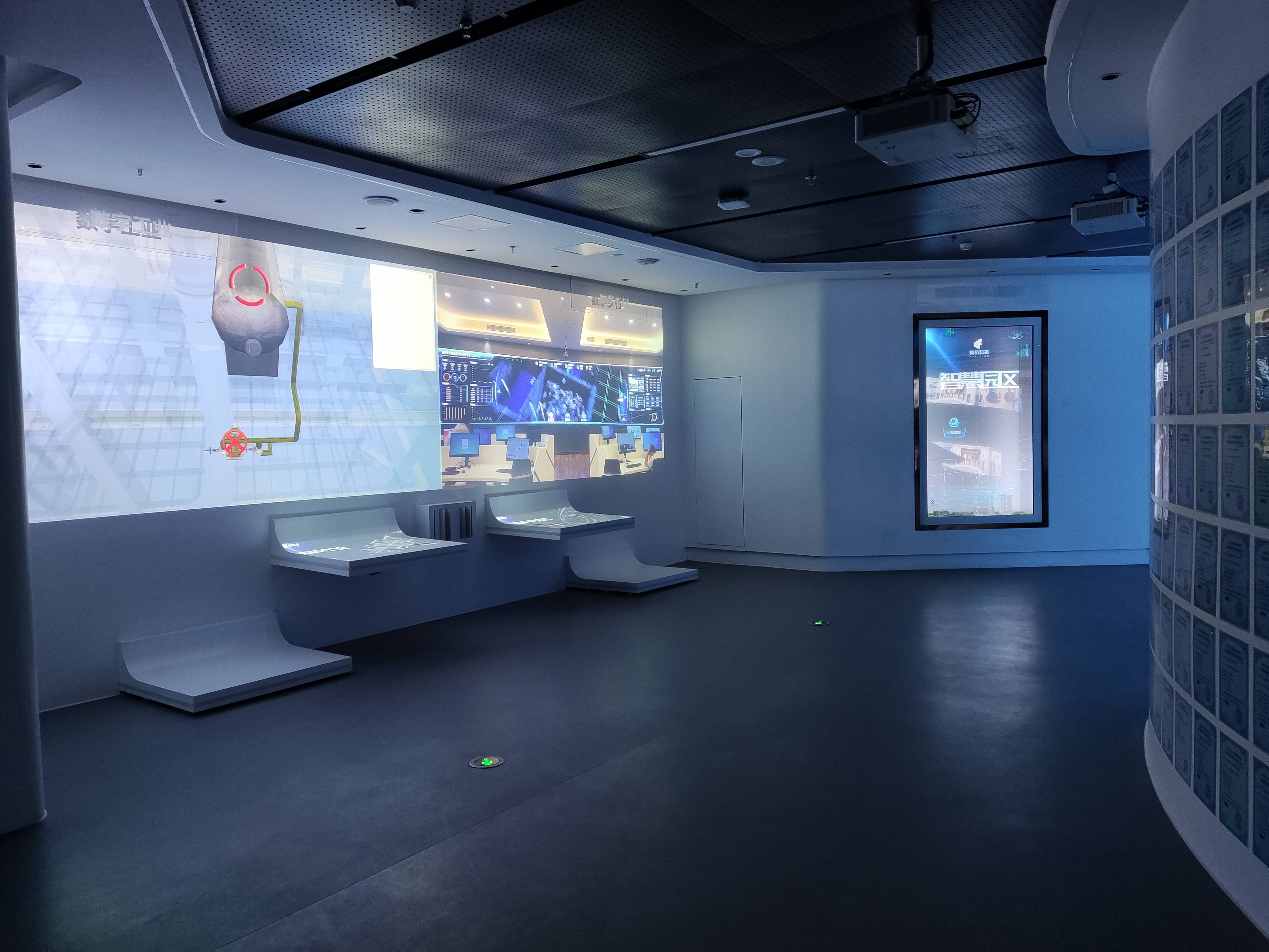 全息投影和vr的区别 全息投影和vr的区别在哪 